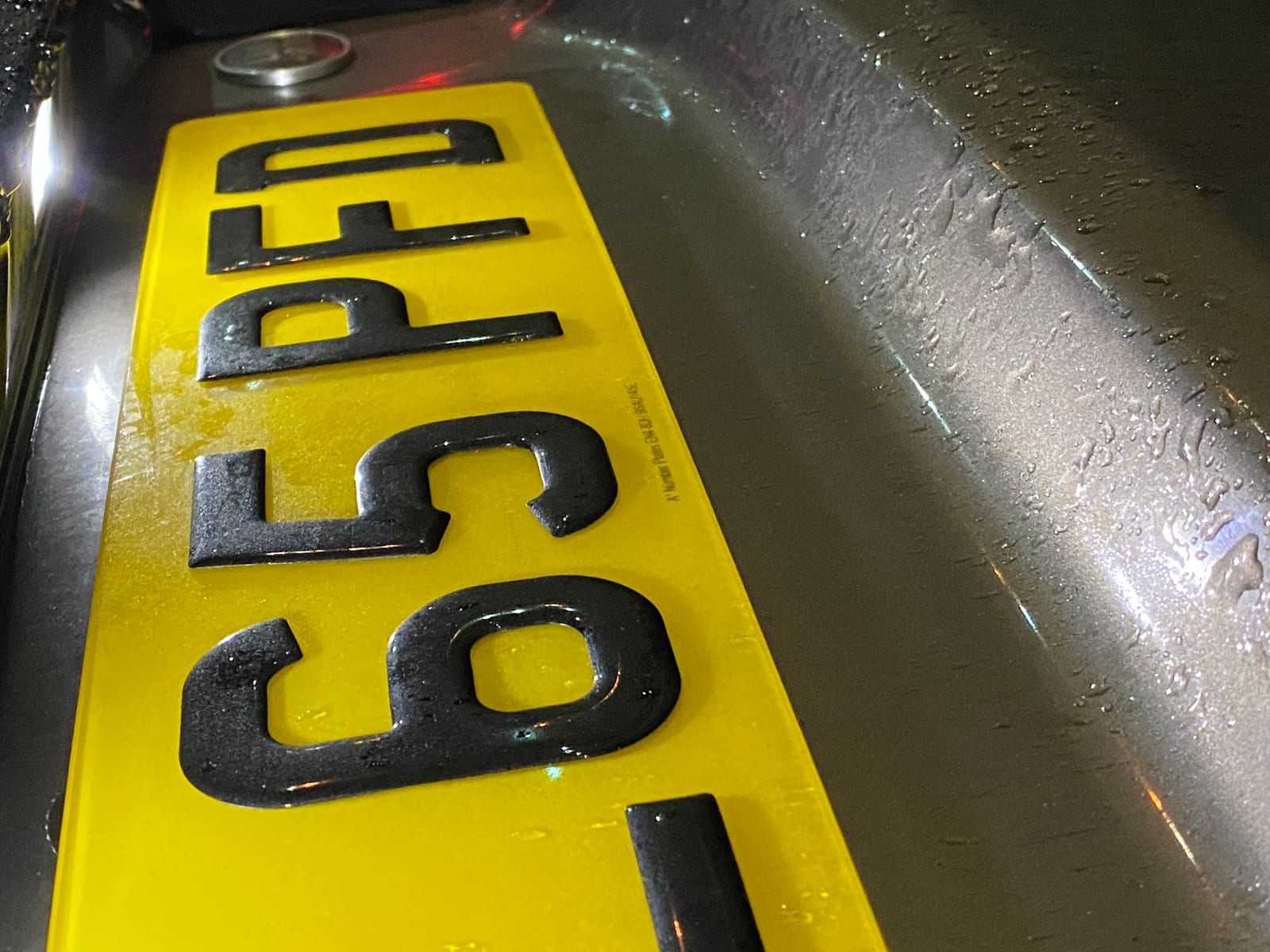 3D gel plate fitted, close detail
