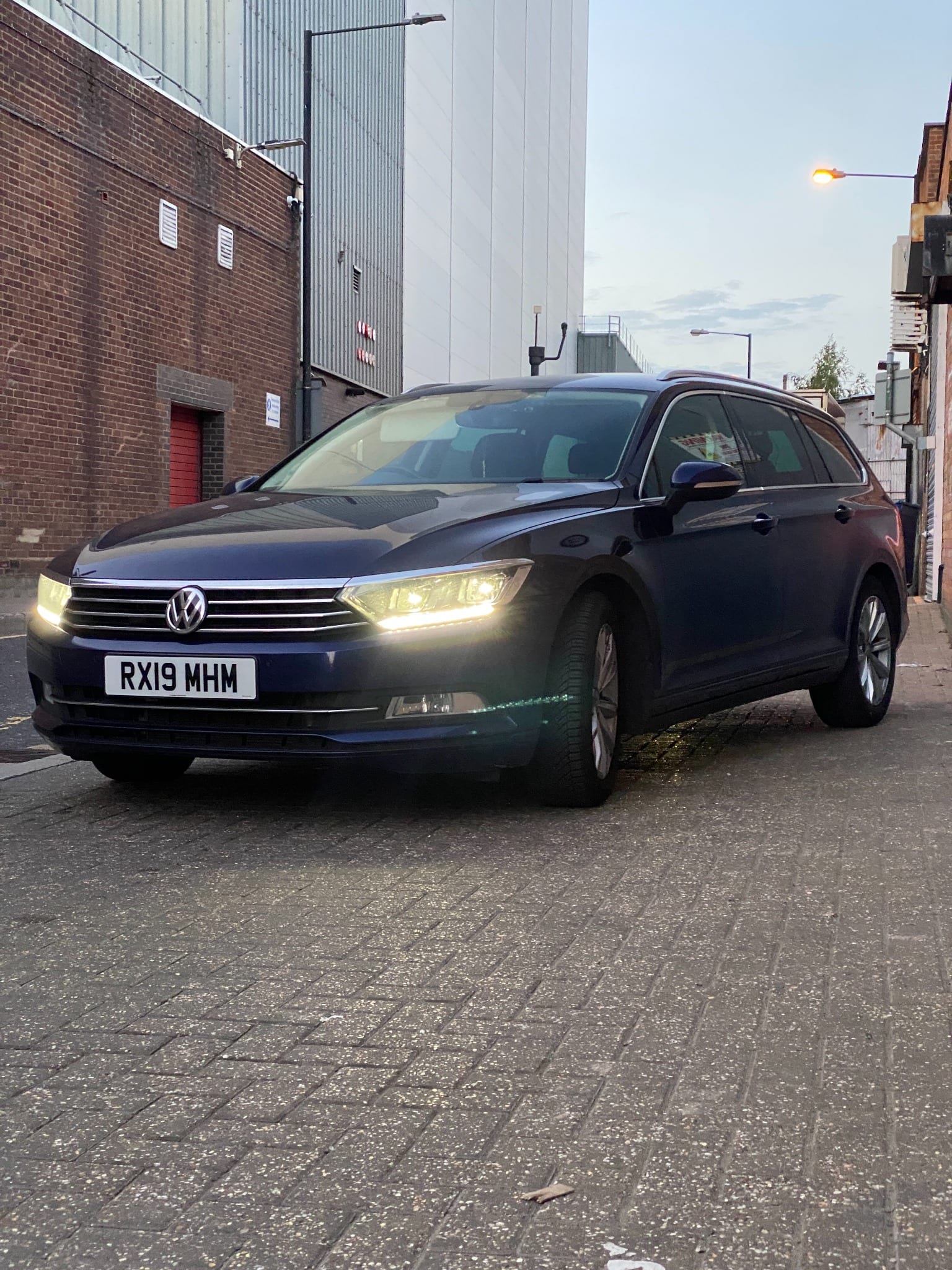 Standard 2D plate fitted to a VW Passat