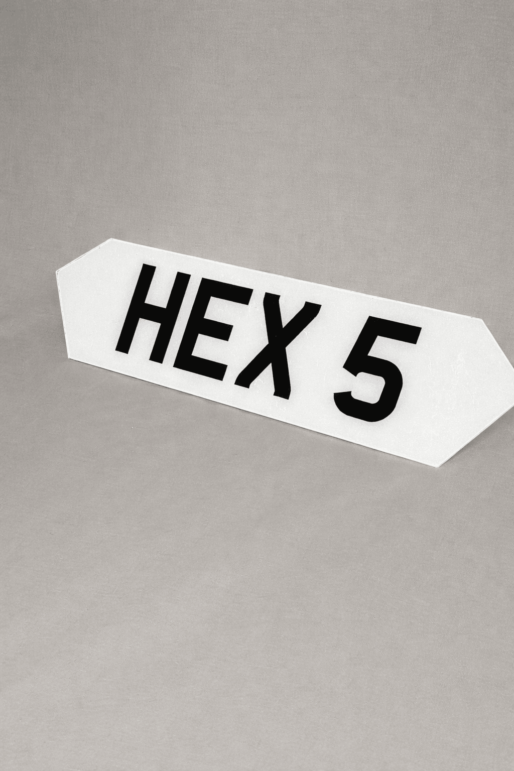 Hex 5-character number plate